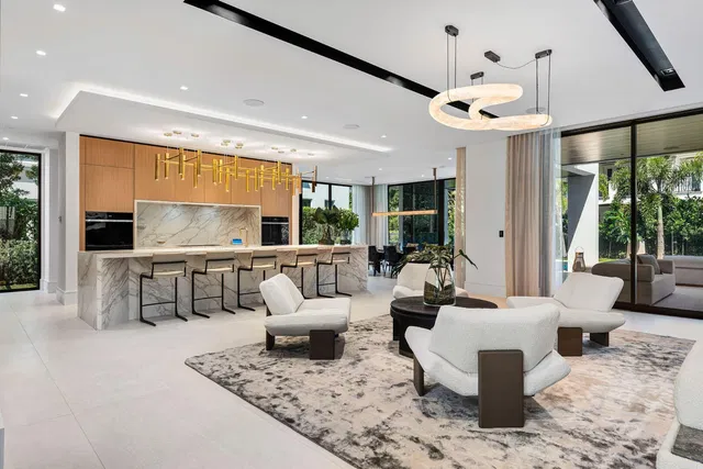 Royal Palm Yacht and Country Club Residence photo 17
