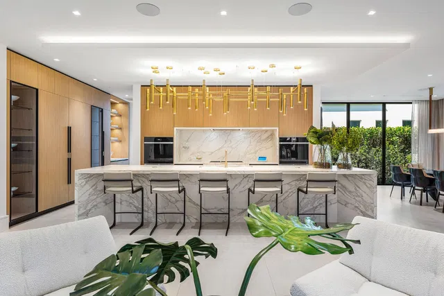 Royal Palm Yacht and Country Club Residence photo 18