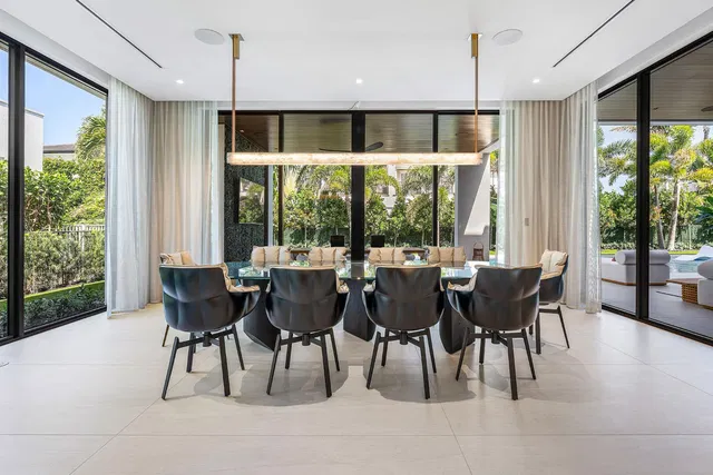 Royal Palm Yacht and Country Club Residence photo 23