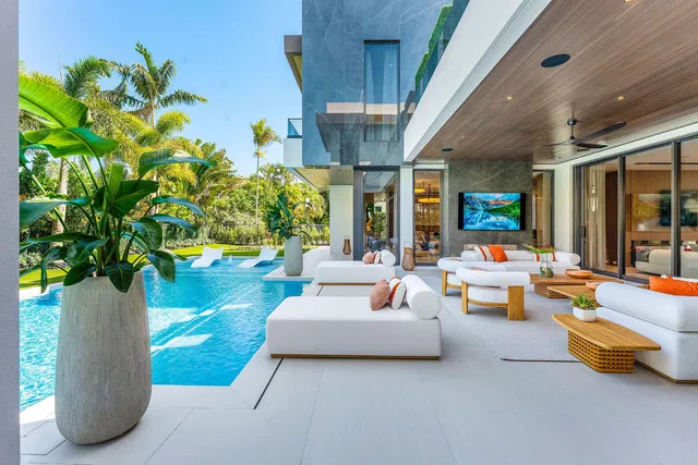 Royal Palm Yacht and Country Club Residence photo 30