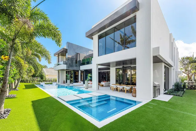 Royal Palm Yacht and Country Club Residence photo 34
