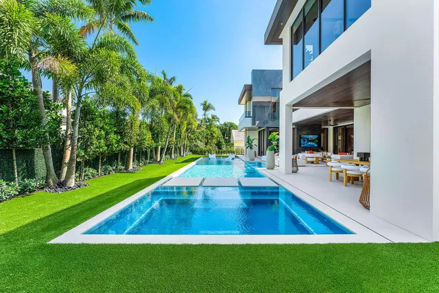 Royal Palm Yacht and Country Club Residence photo 35
