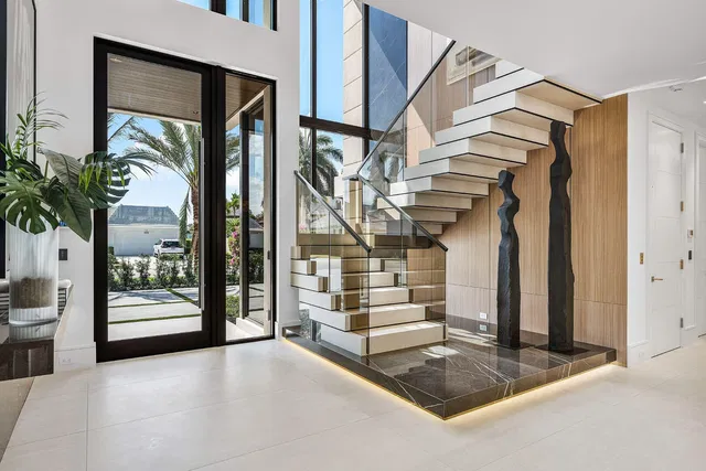 Royal Palm Yacht and Country Club Residence photo 46