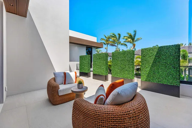 Royal Palm Yacht and Country Club Residence photo 50