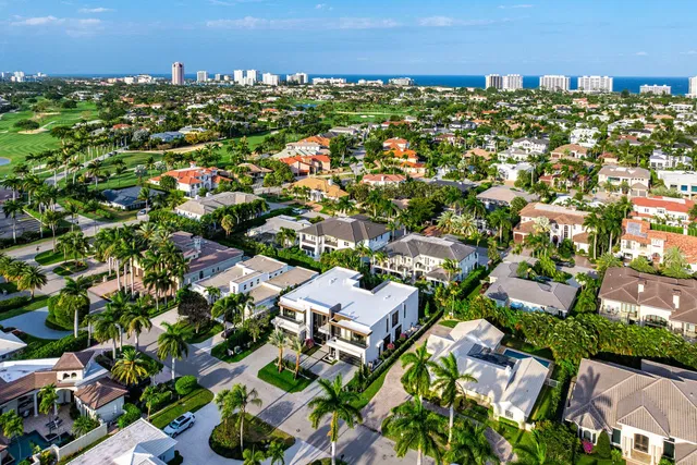 Royal Palm Yacht and Country Club Residence photo 93