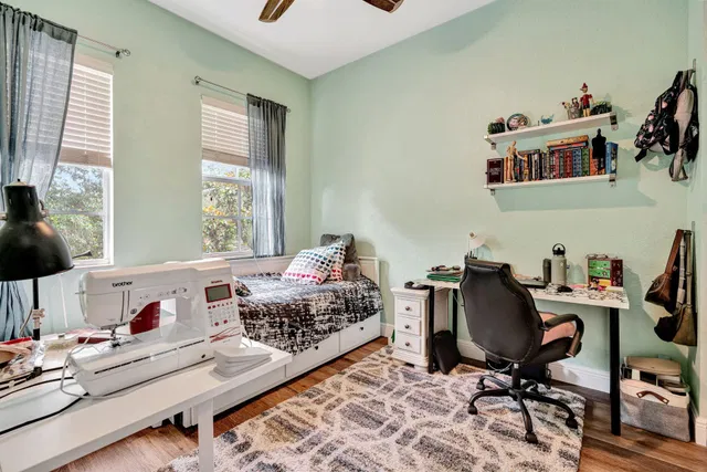 Canterbury Place Residence photo 34
