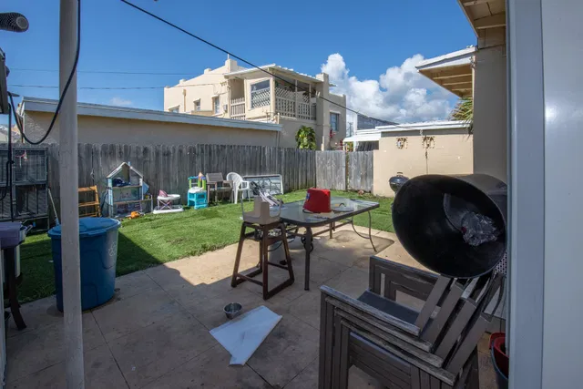 Residence photo 16