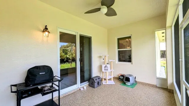 Residence photo 8