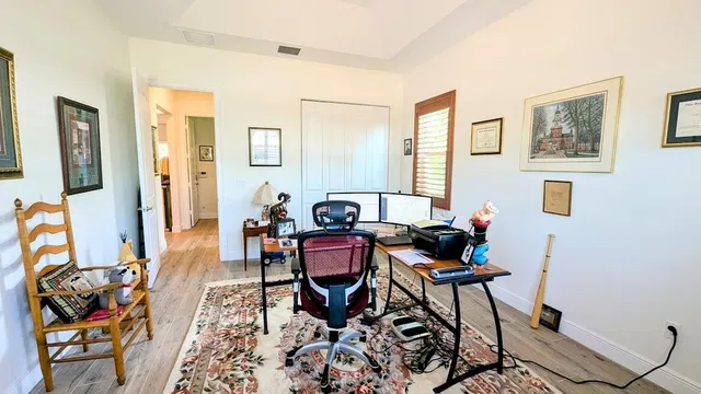 Residence photo 20