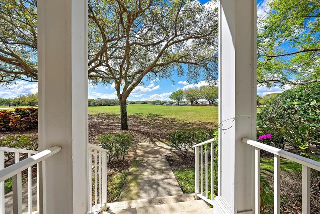 Charleston Court at Abacoa Residence photo 4