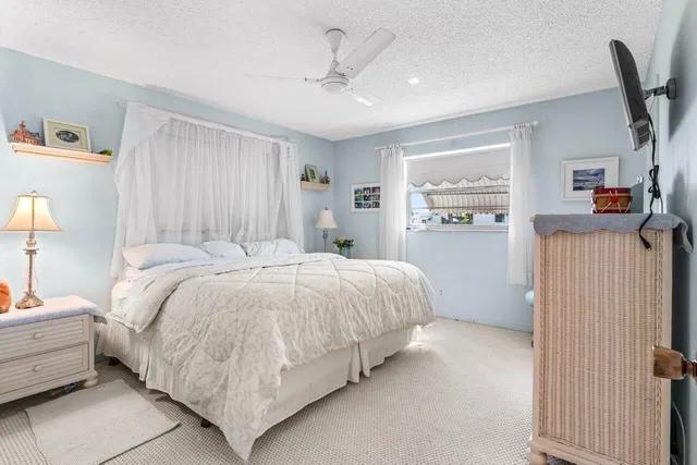  Residence photo 15