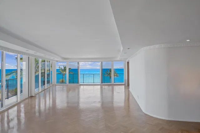 150 N Ocean Boulevard #403