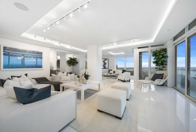 The Plaza of The Palm Beaches Unit Ph3ab photo 5
