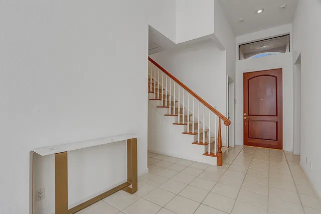 Frenchman's Creek Residence photo 9