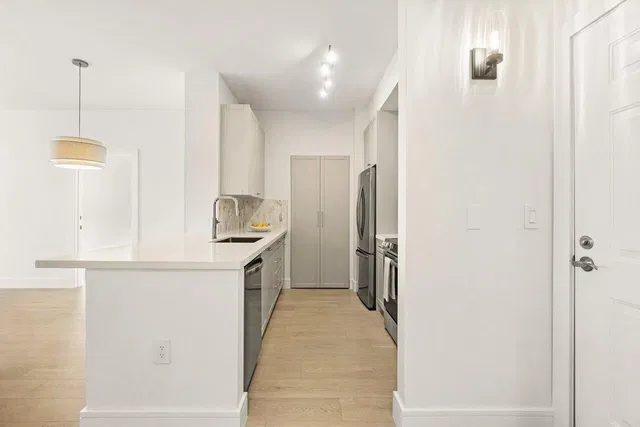 Courtyards in Cityplace Unit 105 photo 4