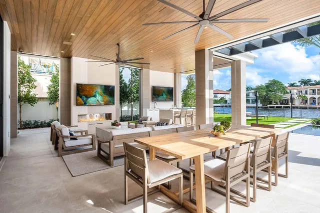 Royal Palm Yacht and Country Club Residence photo 21