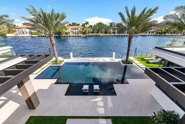 Royal Palm Yacht and Country Club Residence photo 47