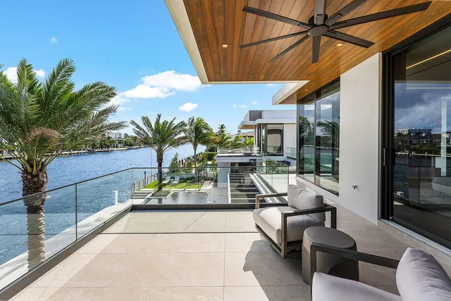 Royal Palm Yacht and Country Club Residence photo 55