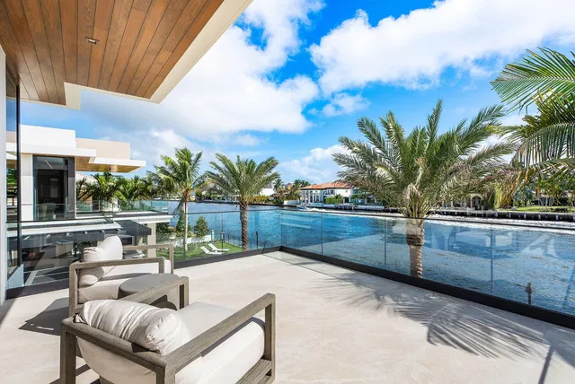 Royal Palm Yacht and Country Club Residence photo 69