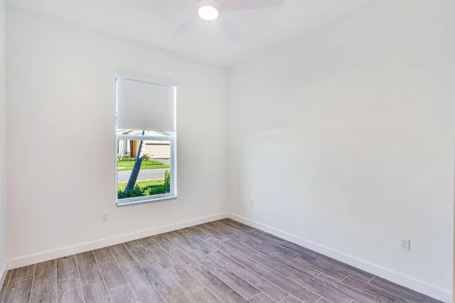  Residence photo 9