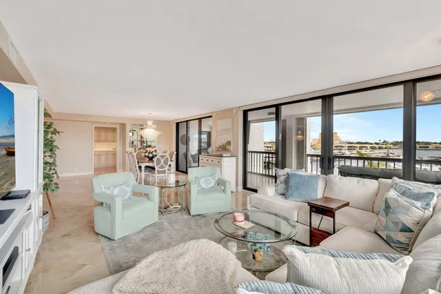Waterview Towers Unit 506 photo 3