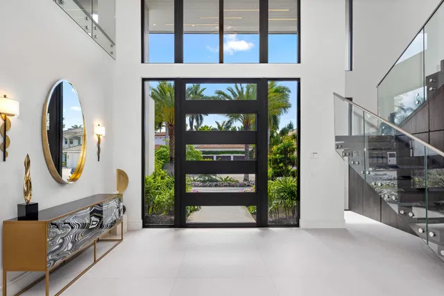 Royal Palm Yacht and Country Club Residence photo 5