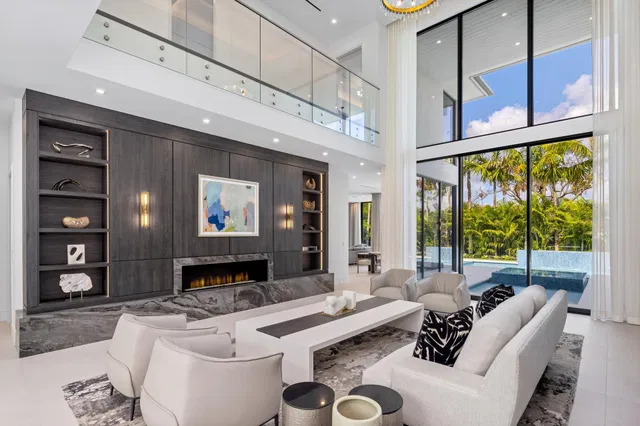 Royal Palm Yacht and Country Club Residence photo 6