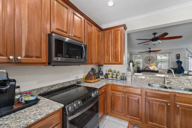 Mallory Creek Abacoa Residence photo 9