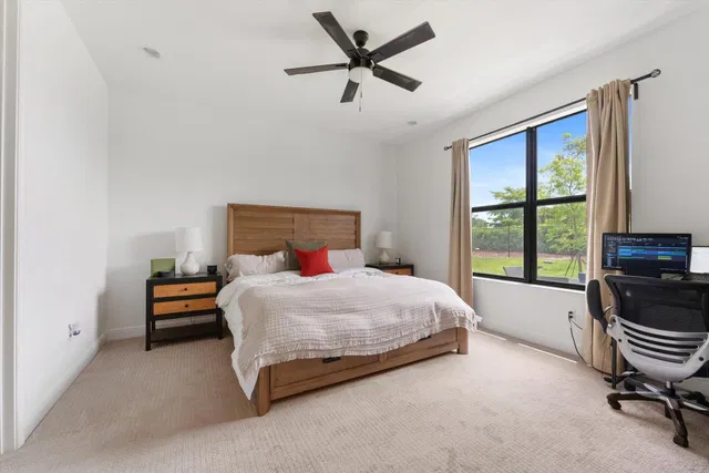 Residence photo 27
