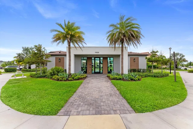 Residence photo 38