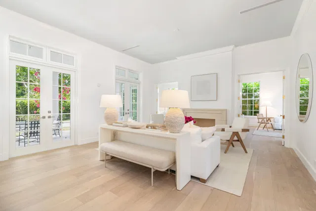 SoSo West Palm Beach Residence photo 6