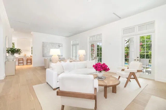 SoSo West Palm Beach Residence photo 18