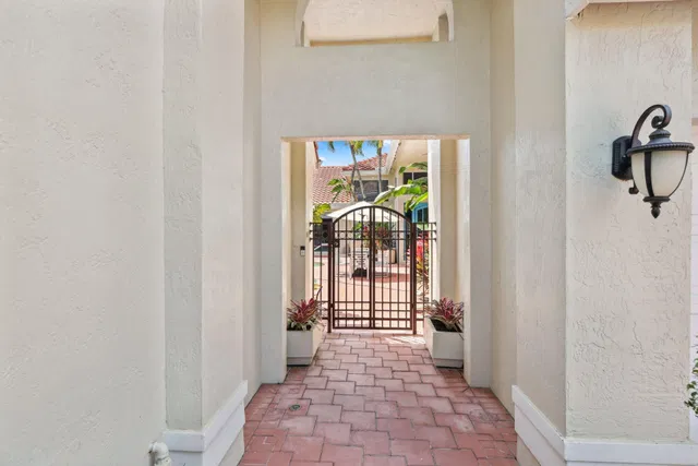 Boca Grove Residence photo 4