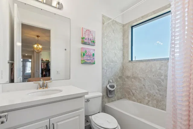 Residence photo 47