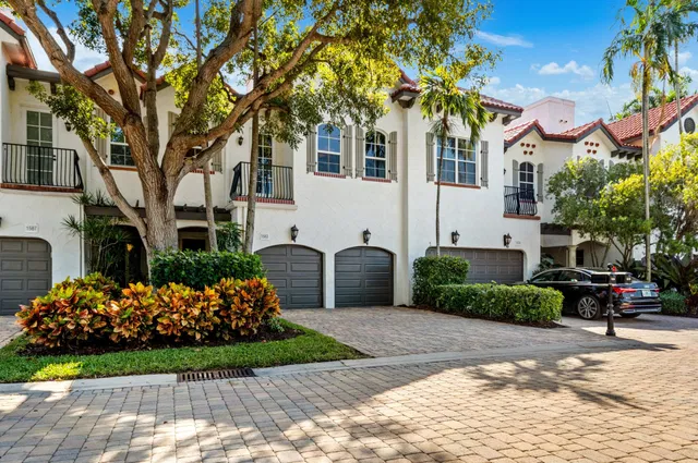 Palm Trail Delray Beach Residence photo 2