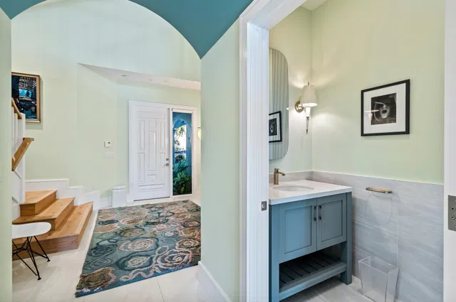 Palm Trail Delray Beach Residence photo 16