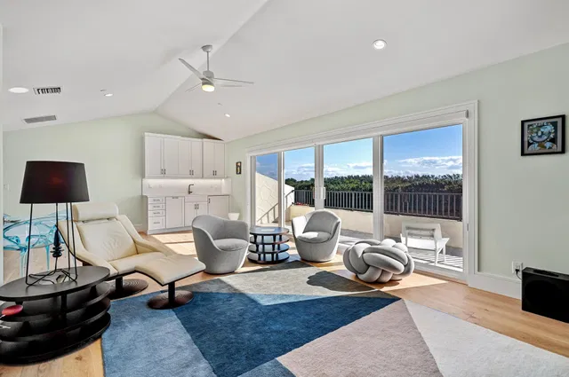 Palm Trail Delray Beach Residence photo 31