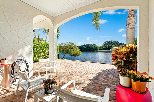 Palm Trail Delray Beach Residence photo 35