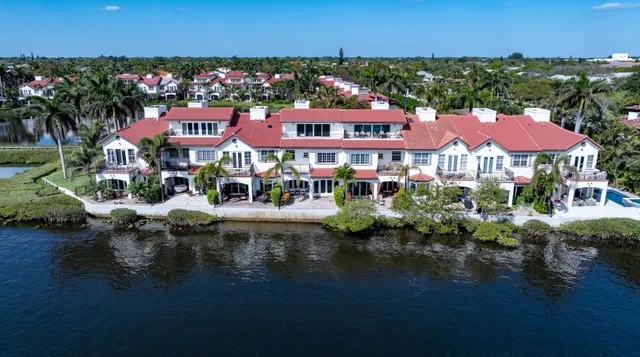 Palm Trail Delray Beach Residence photo 40