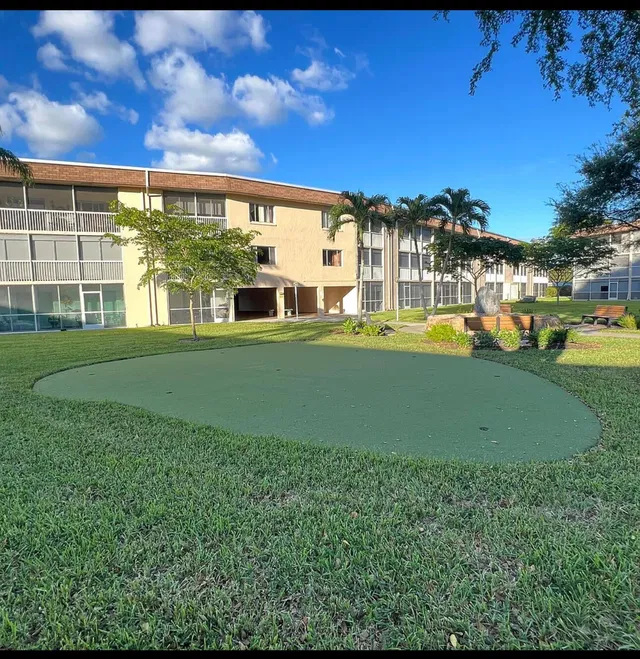 Unit 217 photo 2