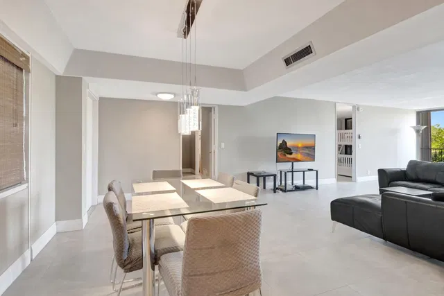 Boca Raton Unit 403 photo 5
