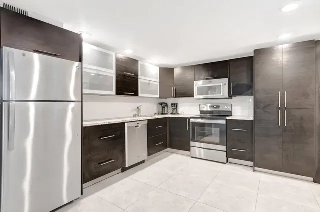 Boca Raton Unit 403 photo 8