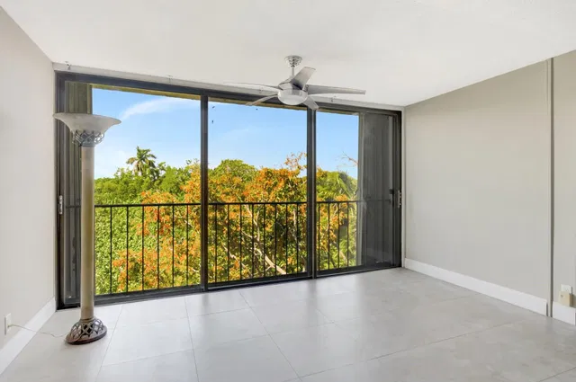 Boca Raton Unit 403 photo 11