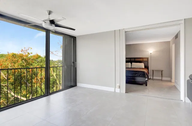 Boca Raton Unit 403 photo 12