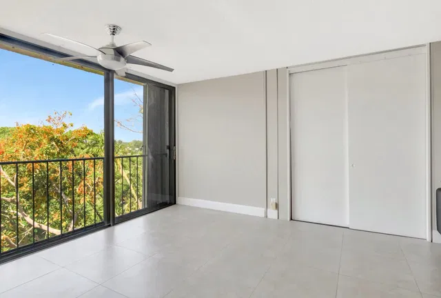 Boca Raton Unit 403 photo 13