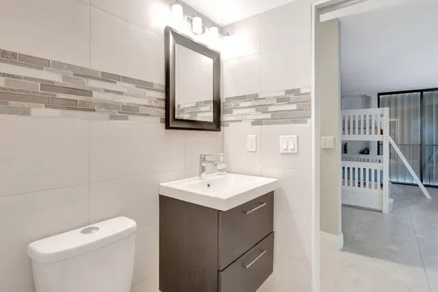 Boca Raton Unit 403 photo 22