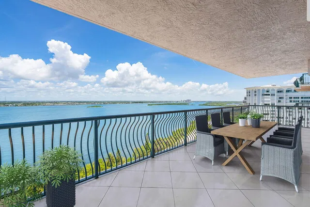 Via Delfino Condominium Unit 1803 photo 5