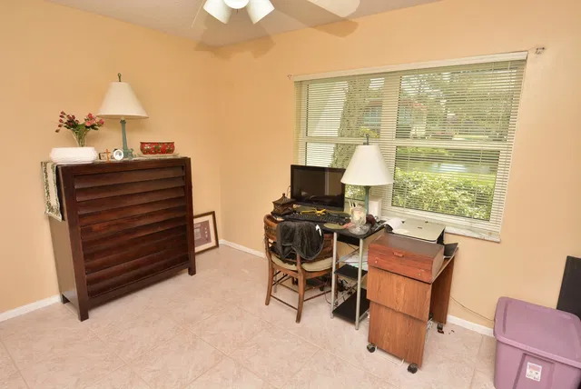 Unit 1701 photo 23