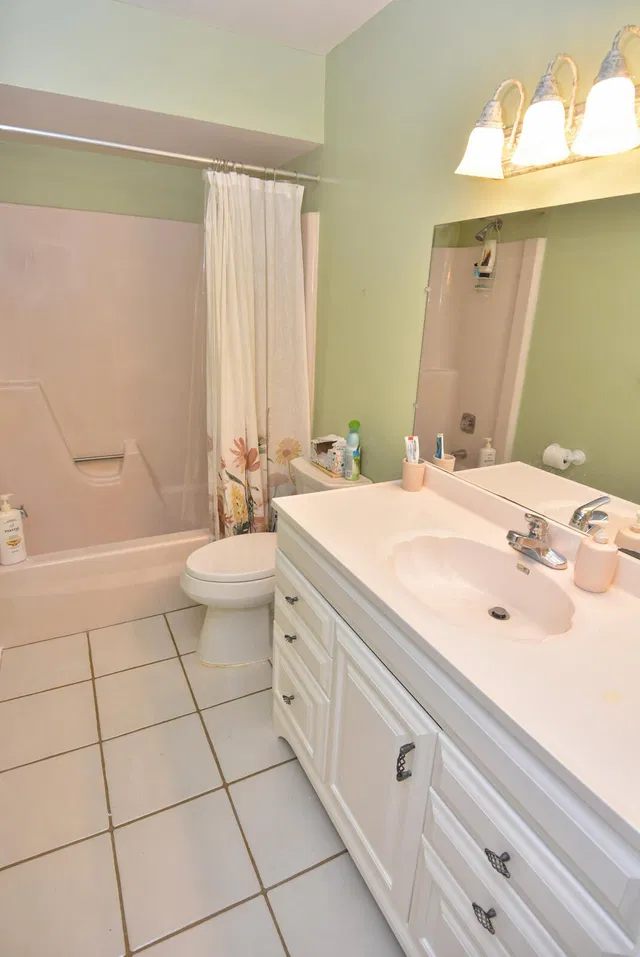 Unit 1701 photo 25