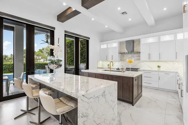 Royal Palm Yacht and Country Club Residence photo 21